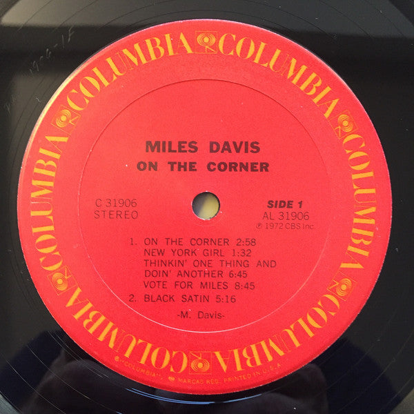 Miles Davis ~ On The Corner (Vinyl) - Djungel & Jazz
