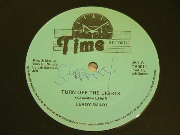Leroy Smart : Turn Off The Lights (12", Single)