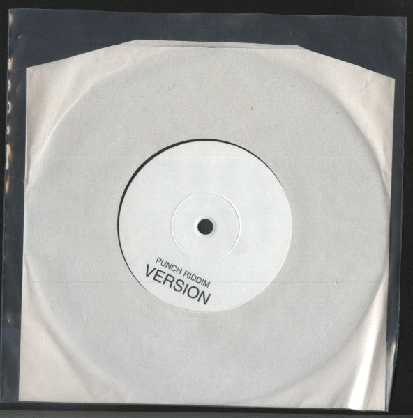 Youthman (2) : Play With Fire (7", Single)