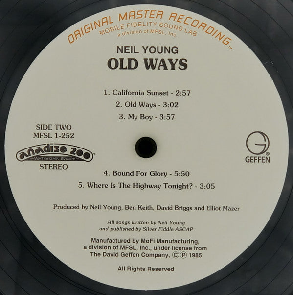 Neil Young ~ Old Ways (Vinyl) - Djungel & Jazz