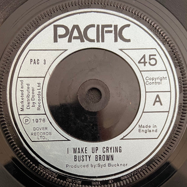 Busty Brown / Chalk Farm Studio All Stars : I Wake Up Crying / Crying Dub (7")