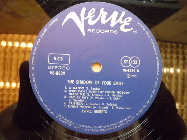 Astrud Gilberto ~ The Shadow Of Your Smile (Vinyl) - Djungel & Jazz