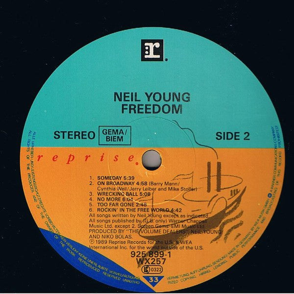 Neil Young ~ Freedom (Vinyl) - Djungel & Jazz