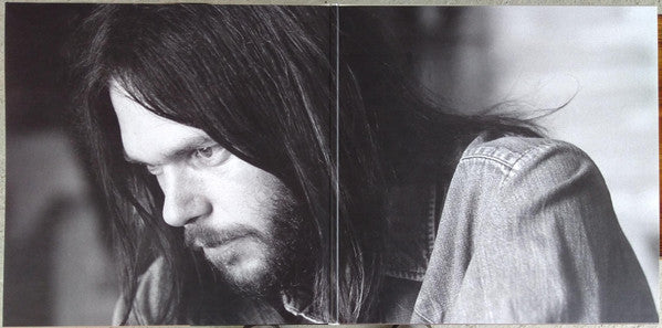 Neil Young ~ Hitchhiker (Vinyl) - Djungel & Jazz