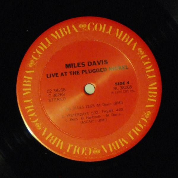 Miles Davis ~ Live At The Plugged Nickel (Vinyl) - Djungel & Jazz