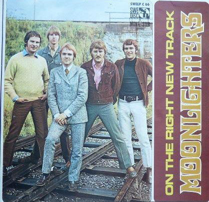 Moonlighters ~ On The Right New Track (Vinyl) - Djungel & Jazz