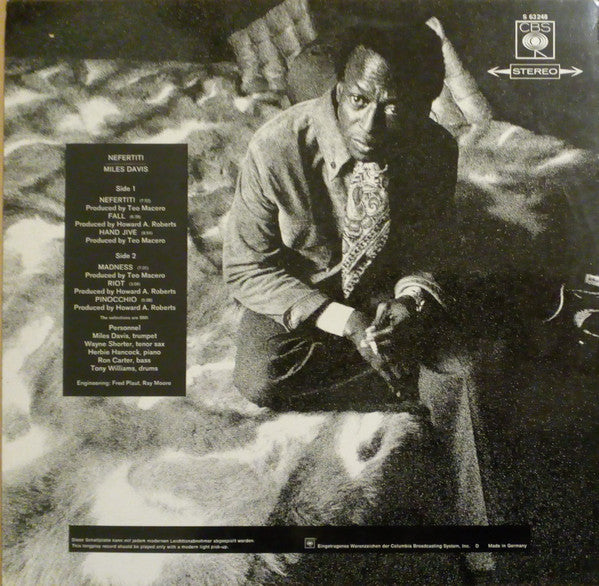 Miles Davis ~ Nefertiti (Vinyl) - Djungel & Jazz