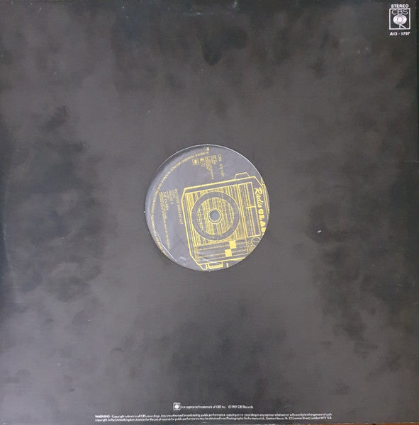 The Clash : This Is Radio Clash (12", Single)