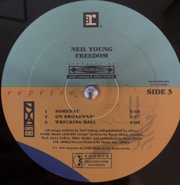 Neil Young ~ Freedom (Vinyl) - Djungel & Jazz