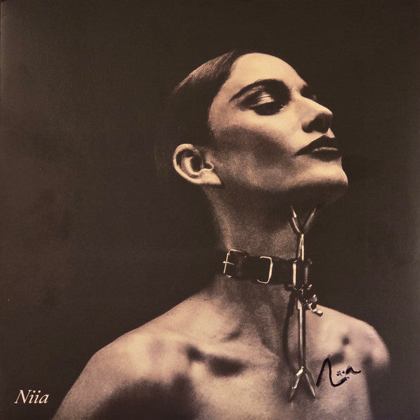Niia : V (LP, Album, Whi)