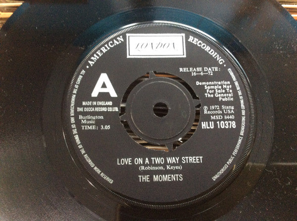 The Moments ~ Love On A Two Way Street (Vinyl) - Djungel & Jazz