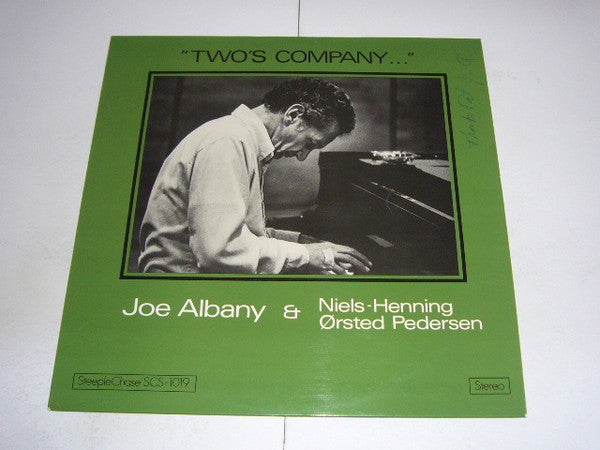 Joe Albany & Niels-Henning Ørsted Pedersen : Two's Company ... (LP, Album)